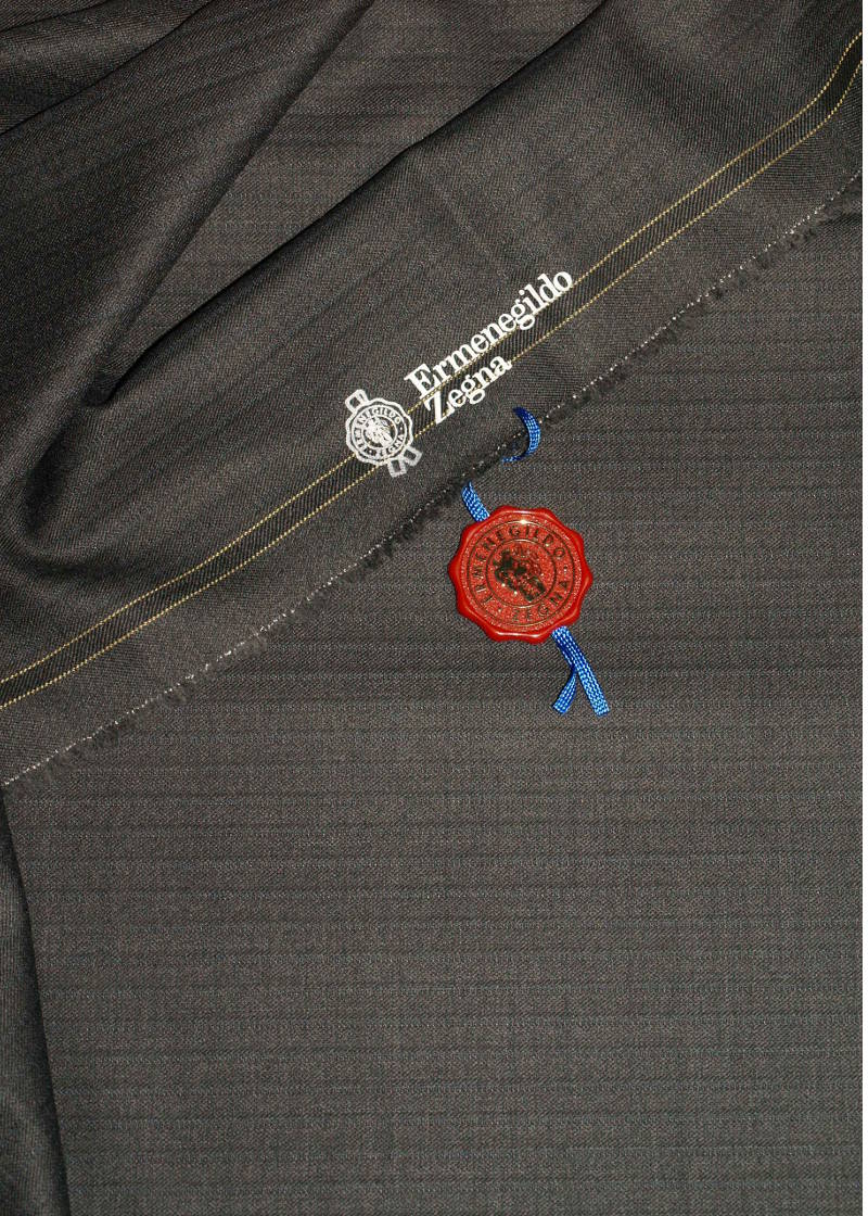 Ermenegildo Zegna Fabric Traveller - Cuccalofferta